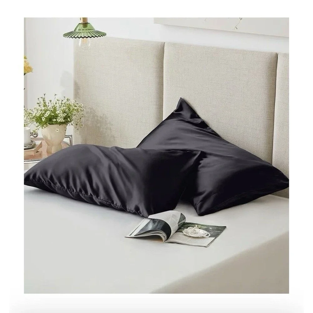 Love’s Cabin Pillowcase Set of 2 Satin Queen 20x30 Black Envelope Closure Hair